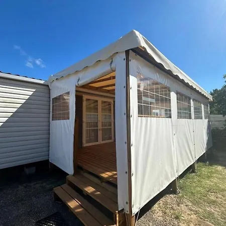 Mobilhome Les 3c De Campsite *